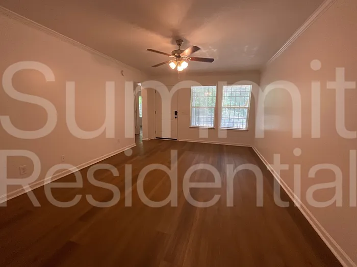 651 Langston Dr SW — Photo 3