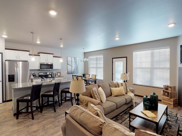 3011 Cottagewood Dr NW UNIT 4