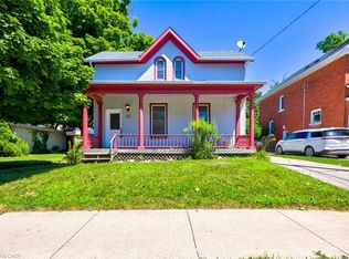 34 Pollock Ave, Cambridge, ON