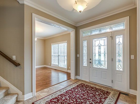 3rd image of 4532 Lake Forest Dr