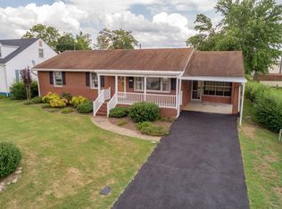 1419 9th St, Victoria, VA 23974