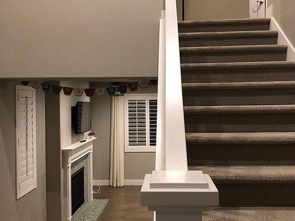5th image of 672 W Nielsen Farm Ct