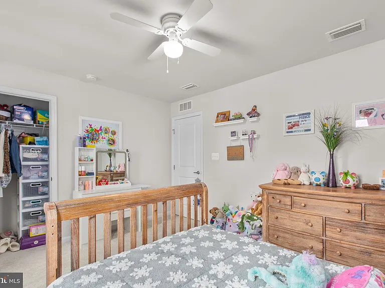 6427 Hawkeye Dr — Photo 64