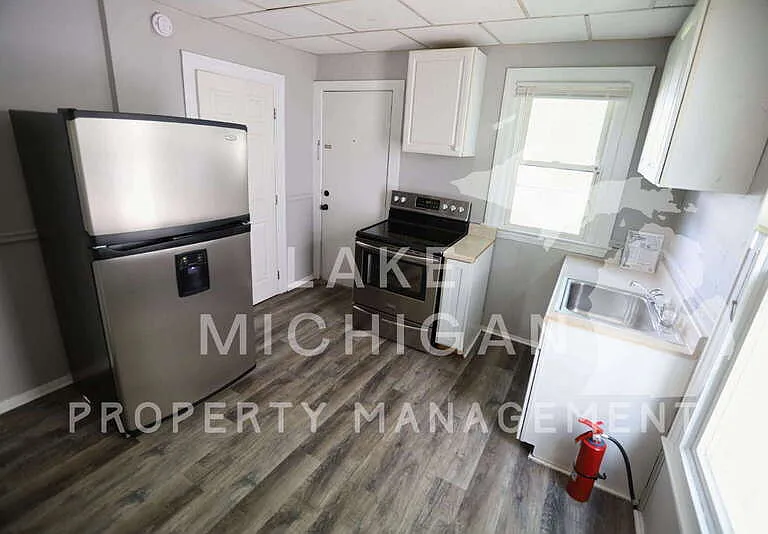 1403 Turner Ave NW #1 — Photo 4