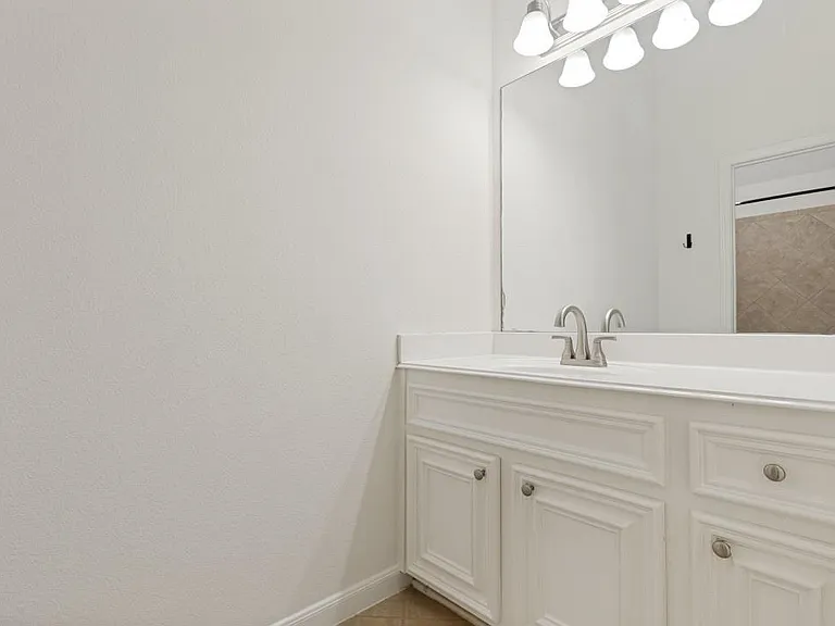 9318 Rainbluff Ln — Photo 26