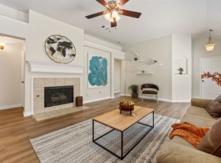 6105 Cheyenne Dr, The Colony, TX 75056