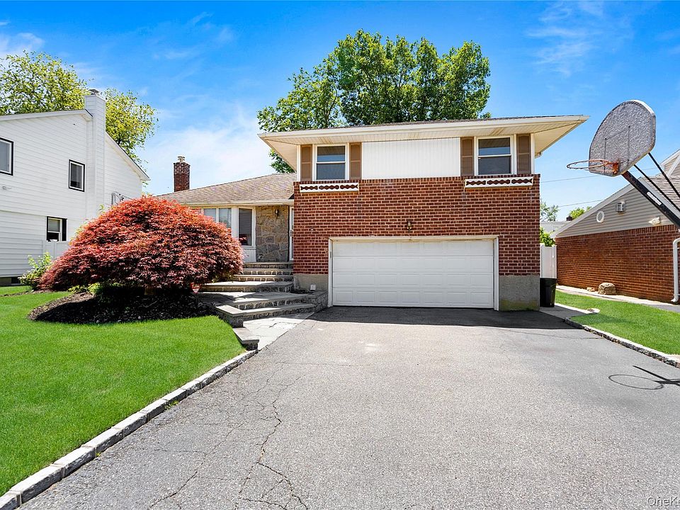 1st image of 33 Birchwood Park Drive