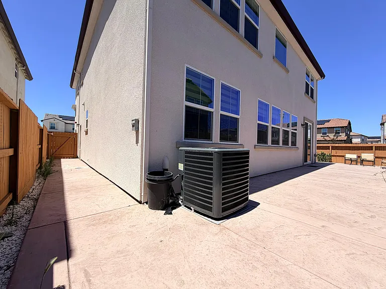 15932 Mavericks Ln — Photo 21