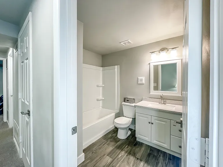 Aspen Cove Townhomes — Photo 24
