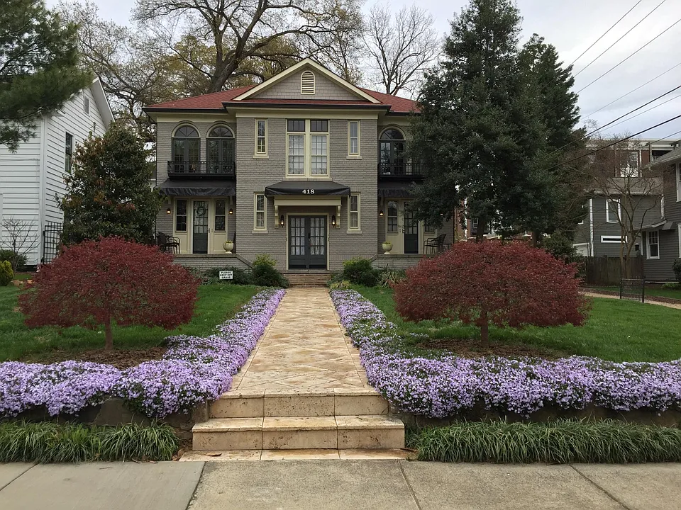 418 Clement Ave #2