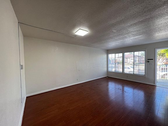 5th image of 11538 Eucalyptus Ave #B