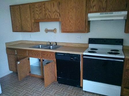4th image of 5302 Daybreak Dr APT B