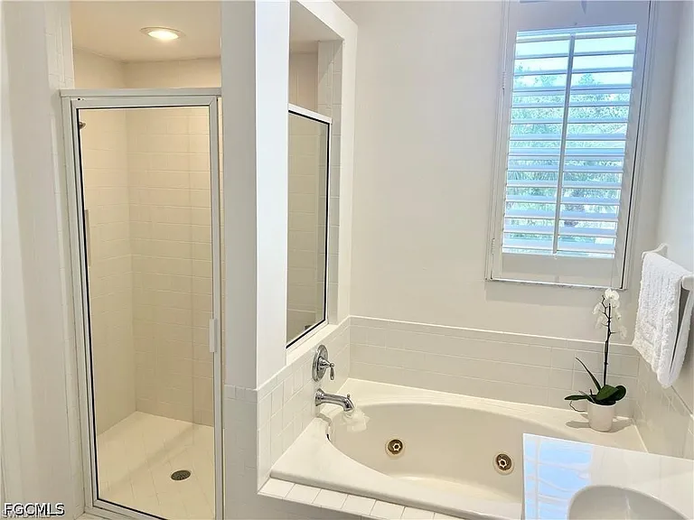 4510 Riverwatch Dr #203 — Photo 12