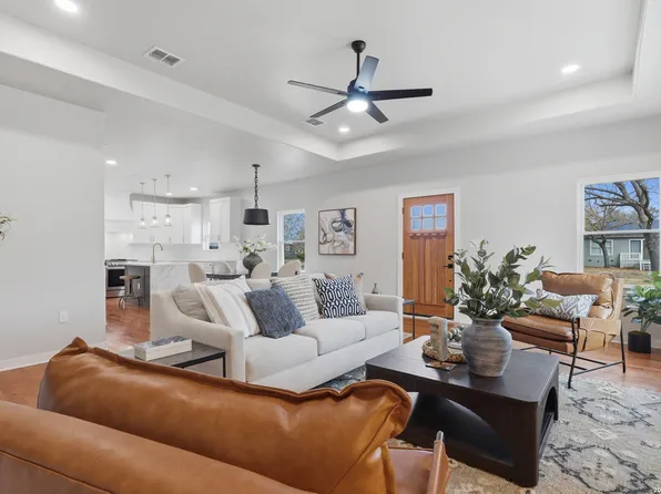 140 harmon, San Antonio, TX 78209