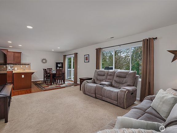 3rd image of 4834 Lambskin Street SW
