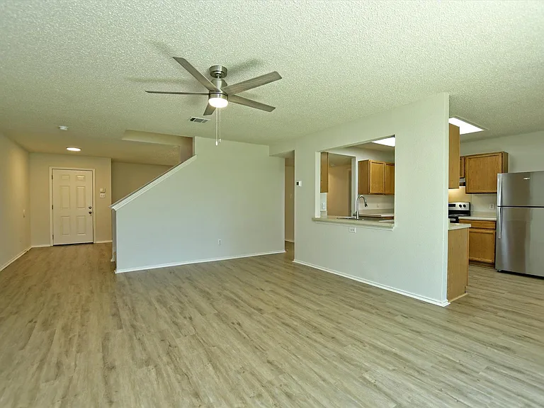 1201 Pike Path — Photo 7