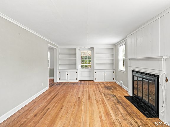 5th image of 866 Ridge Road