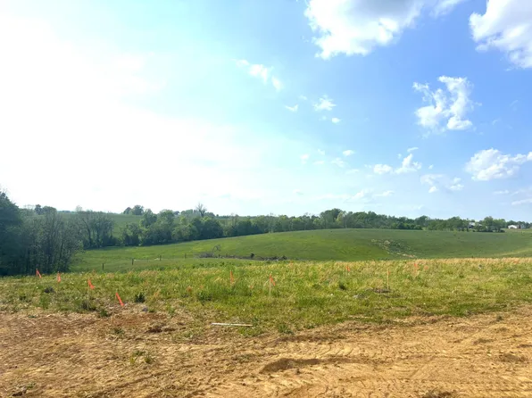 2025 Hundley Ln, Lebanon, KY 40033