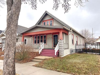 3041 S 11th STREET, Milwaukee, WI, 53215