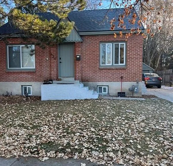 620 N 300 E — Photo 1