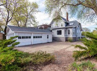 724 S Lake Ave, Duluth, MN 55802