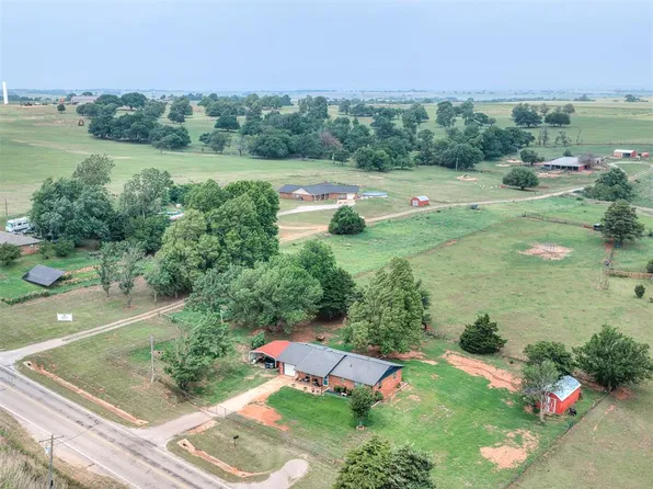254 County Road 1370, Chickasha, OK 73018