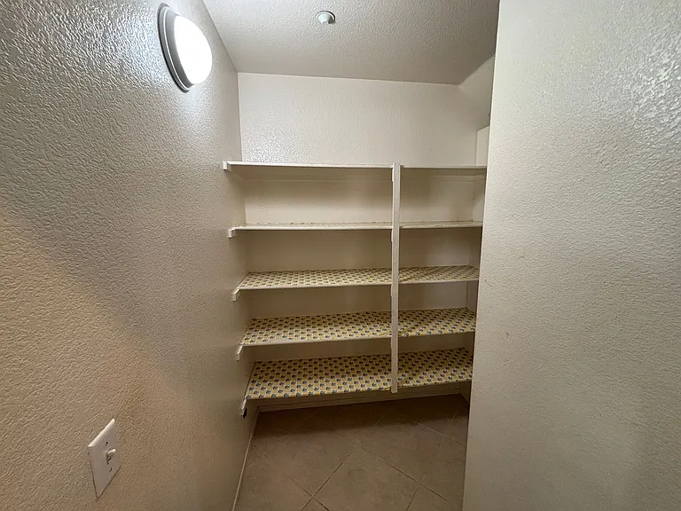 1163 Via Vista Dr — Photo 9
