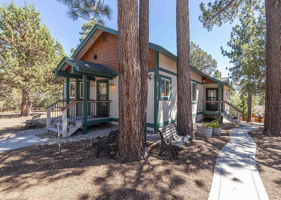1st image of 803 Plumas Ct