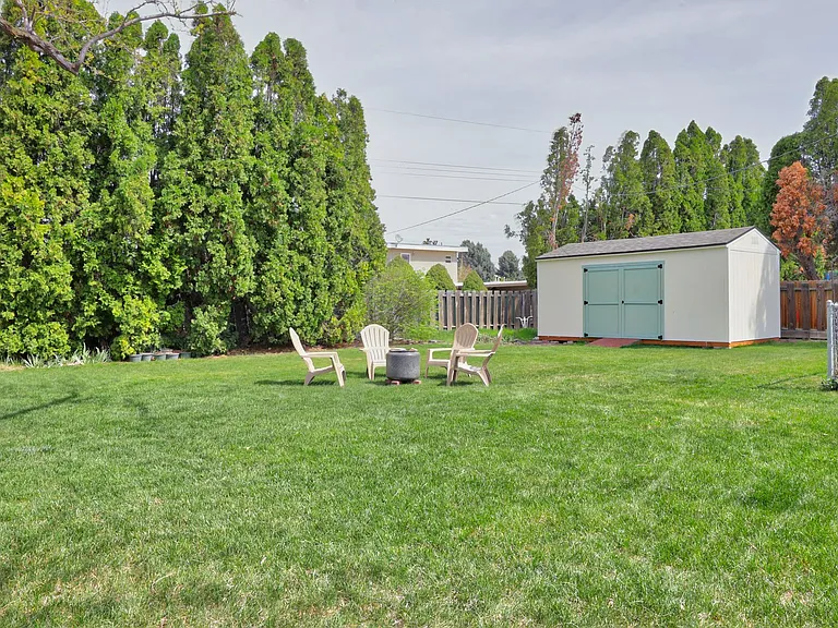 512 W Colorado Ave — Photo 14