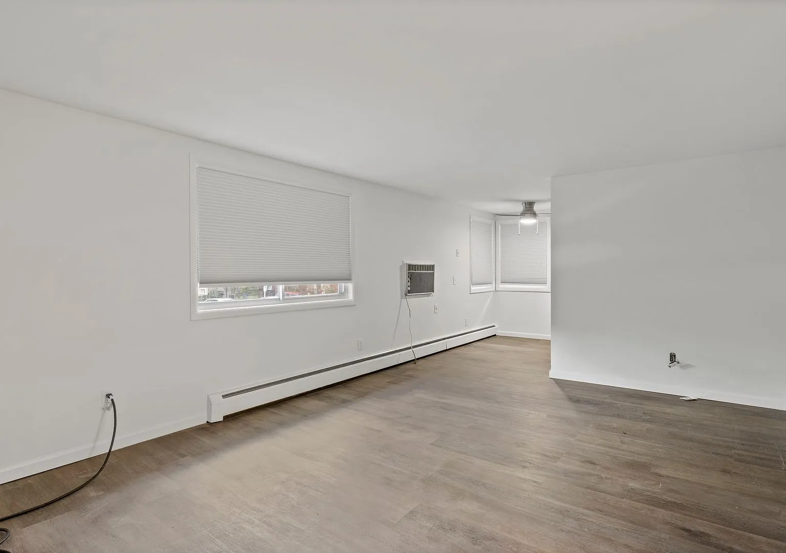 Creekside Apartments — Photo 4