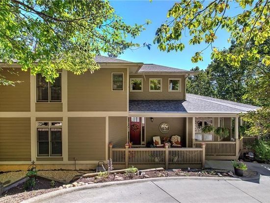 272 Bee Tree Ridge Ct, Jasper, GA 30143