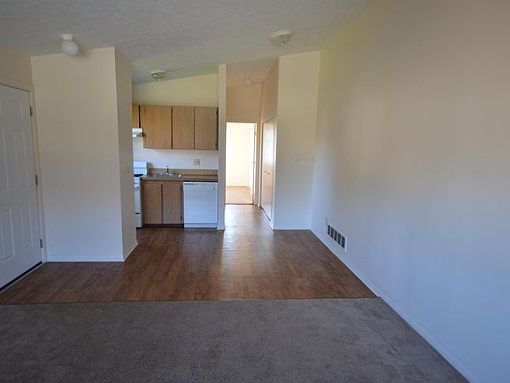 5th image of 1638 Seth Roberts Dr #B