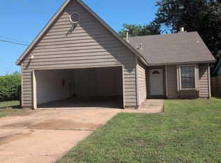 1517 E 75th Pl, Tulsa, OK 74136