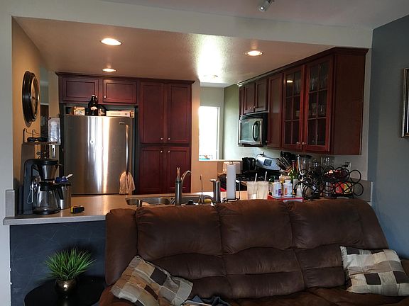 3rd image of 3380 Cherokee Ave