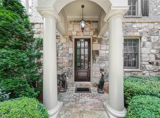 3674 Brookhaven Manor Xing NE, Atlanta, GA 30319