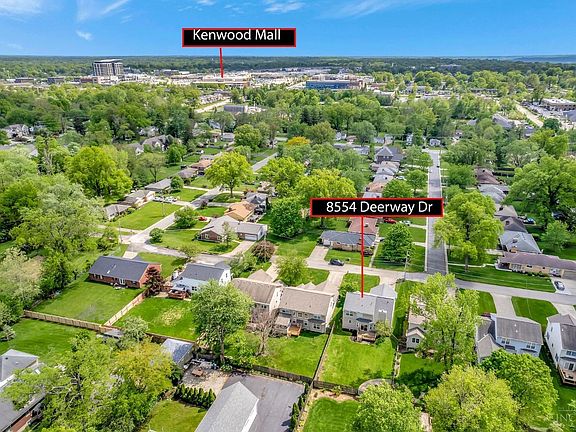 3rd image of 8554 Deerway Dr