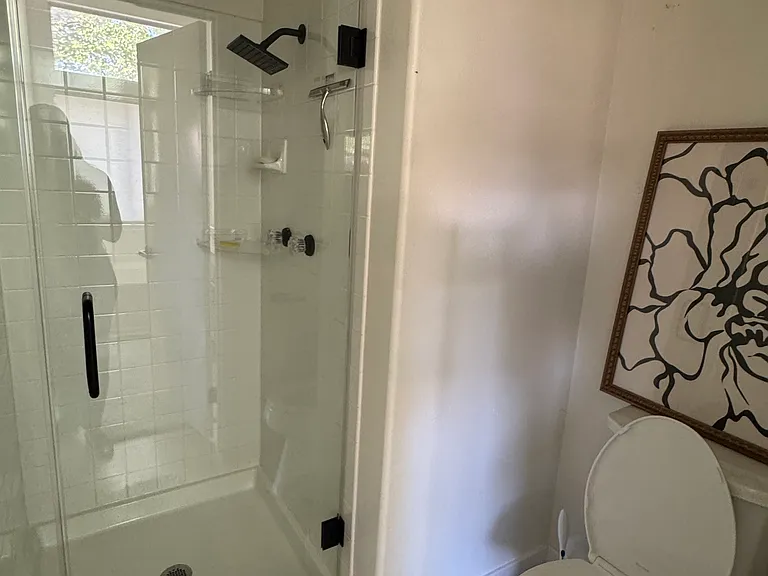 5554 Merriweather Dr — Photo 28