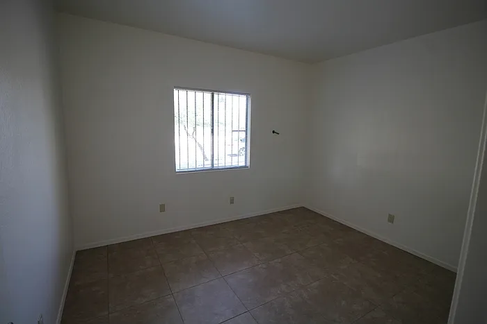 8838 E Arbor St — Photo 38