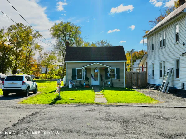 210 Mansion Street, Coxsackie, NY 12051