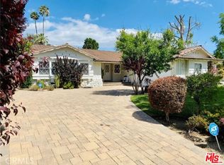 6000 Le Sage Ave, Woodland Hills, CA 91367