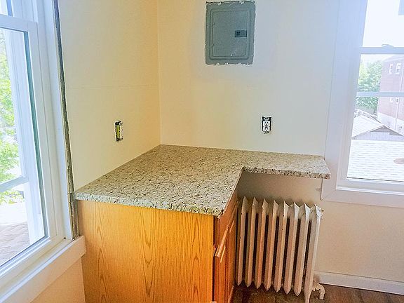 5th image of 89 City Island Ave #3A
