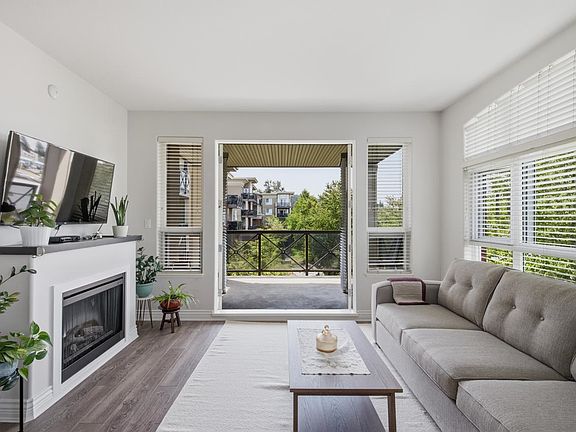 3rd image of 2970 King George Blvd #319