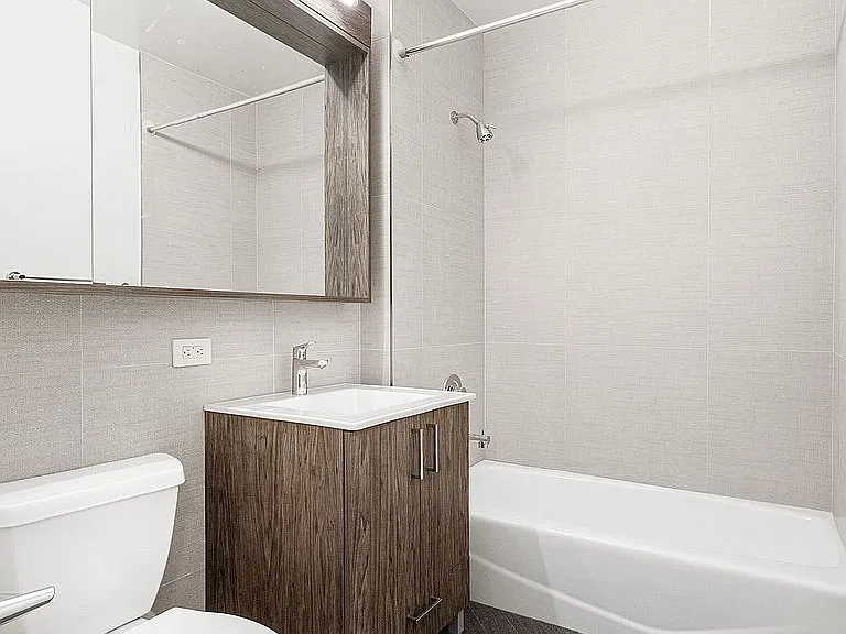 345 E 94th St #21G — Photo 6