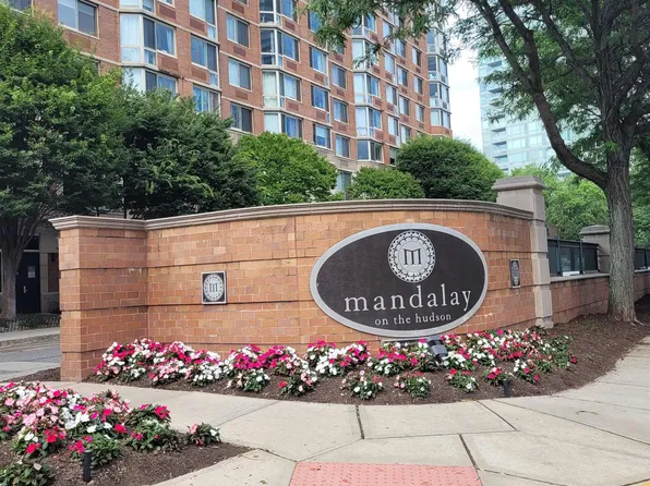 20 2nd St APT 2608, Jersey City, NJ 07302