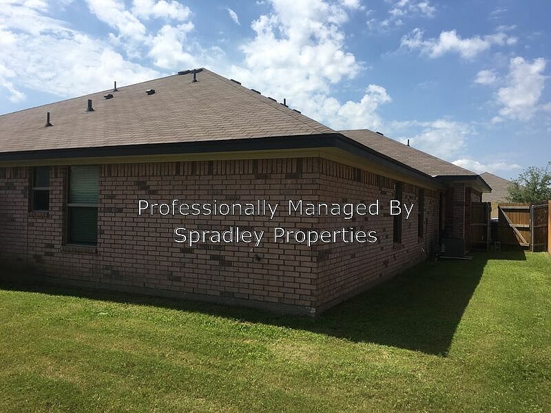 2nd image of 614A Karey Dr