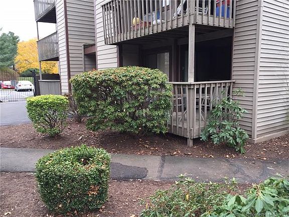 3rd image of 130 Coe Ave Unit 2
