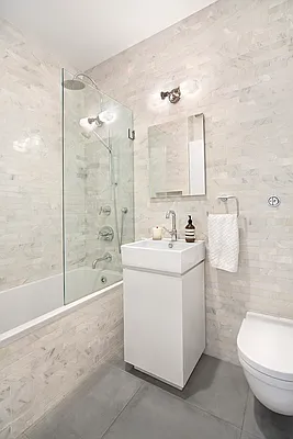 Sold by Warburg | media 10