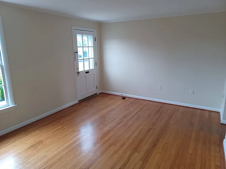 222 E Whitlock Ave #1 — Photo 1