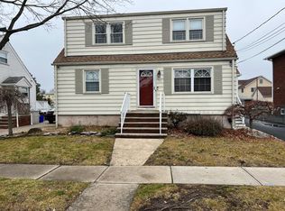 331 Grant Ave, Lyndhurst, NJ 07071