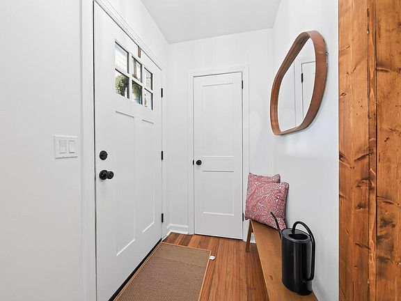 2nd image of 5087 Berry Ave